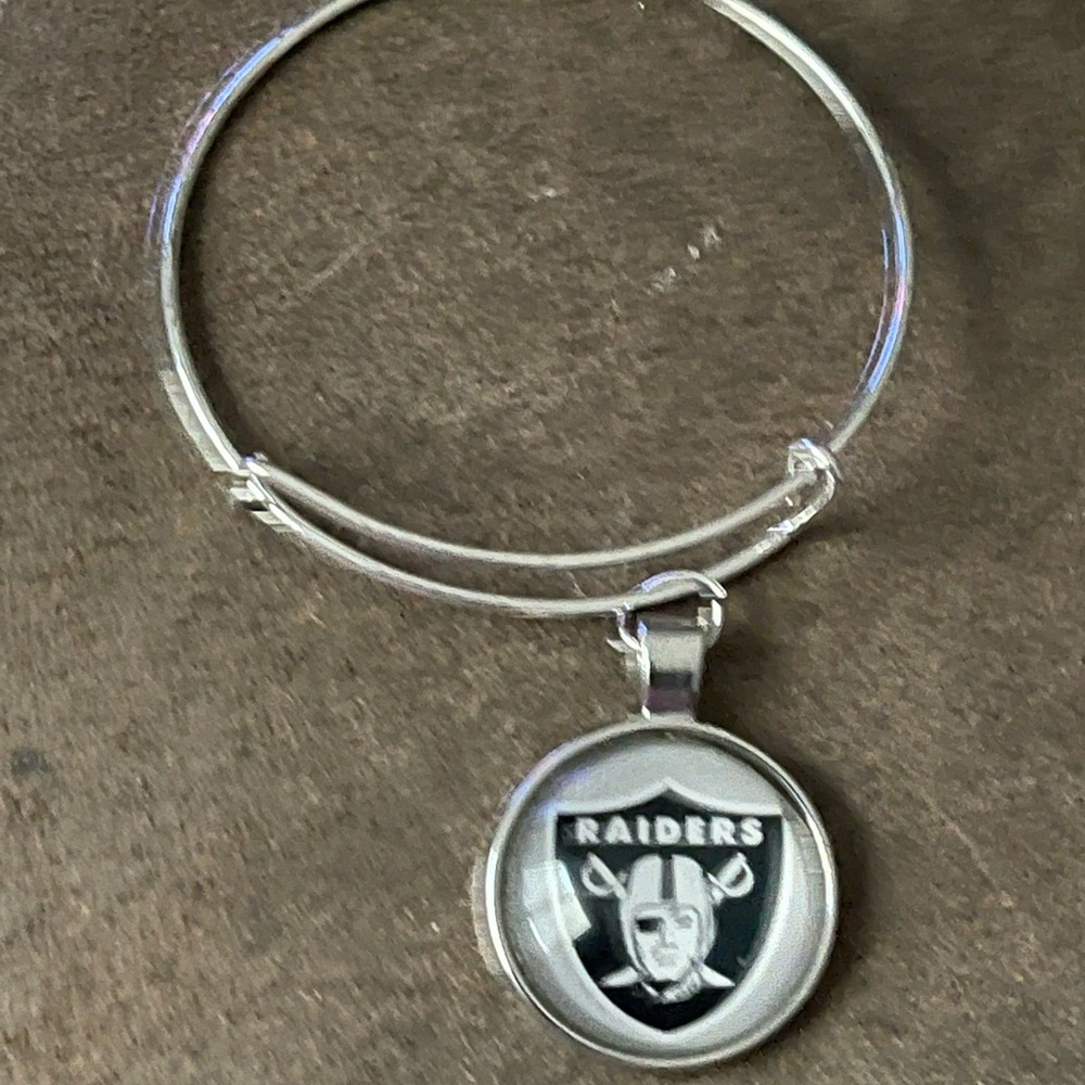 Las Vegas raiders bracelet
